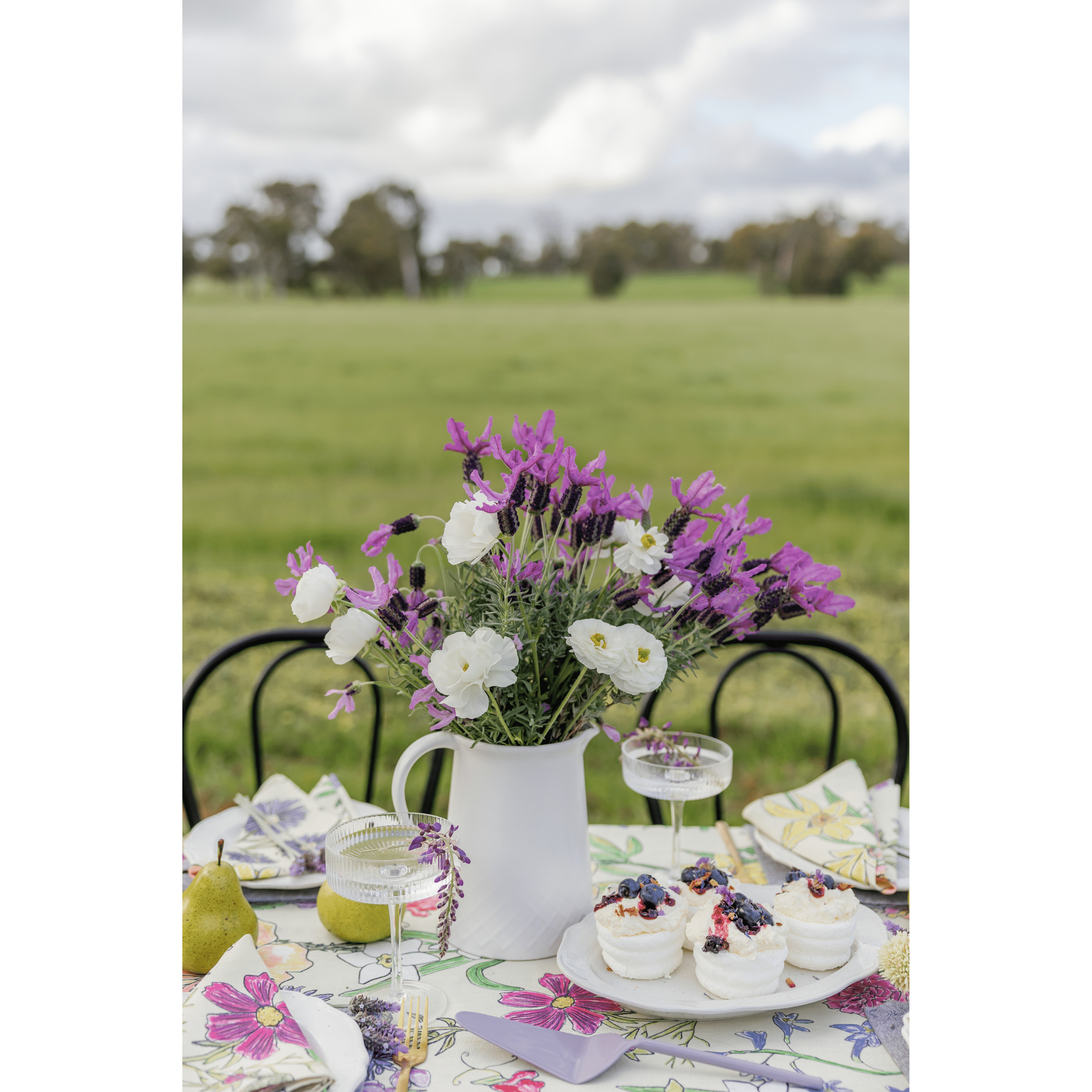 Birth flowers napkin set of 4 - Dancing with juniper