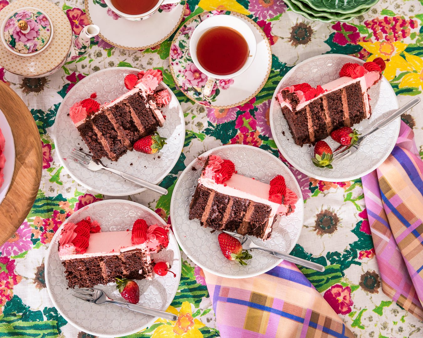 Meadow Tablecloth - tablecloth - Dancing with juniper