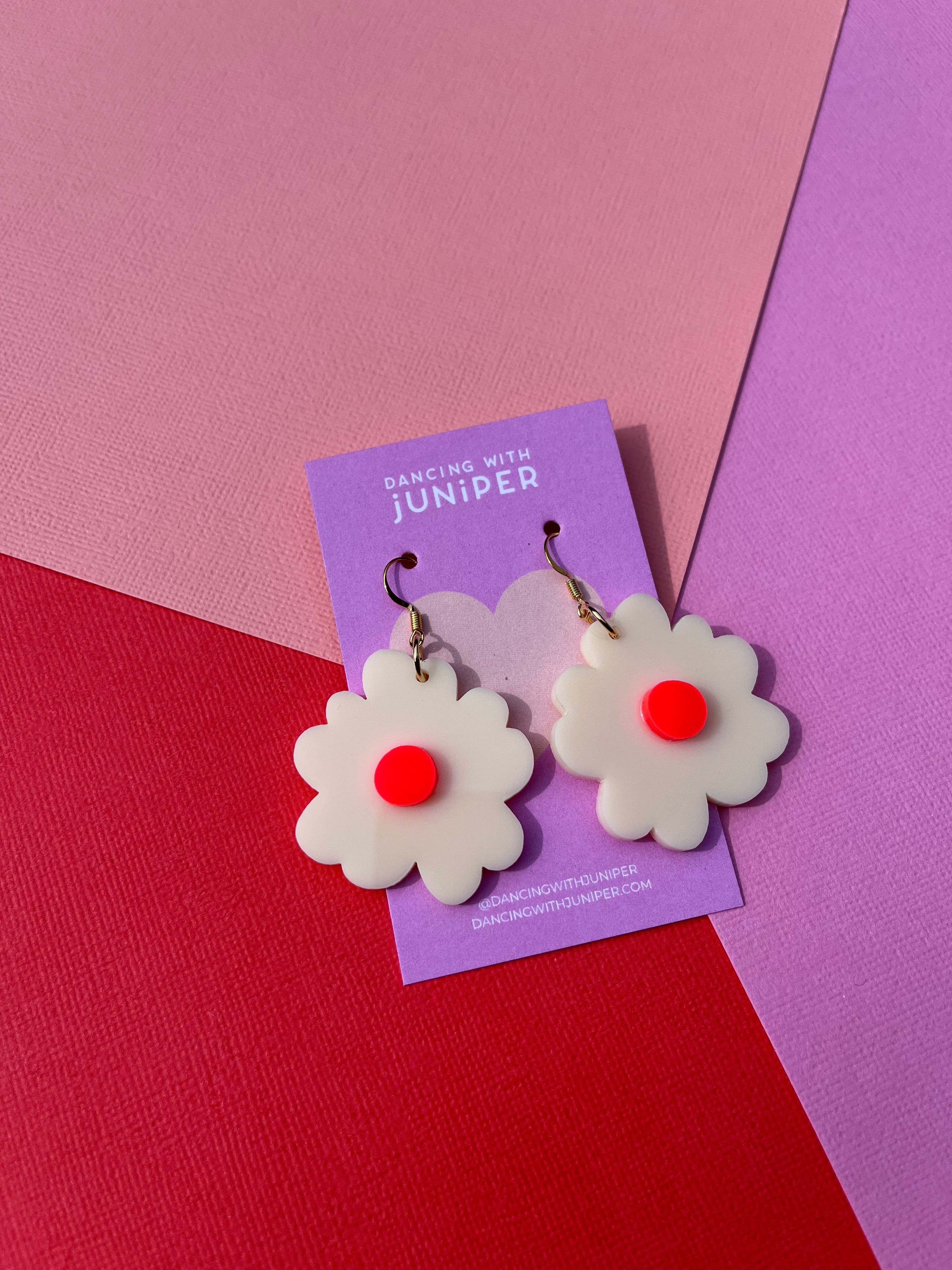 Fancy Floral Dangle: Cream and coral - earrings - Dancing with juniper